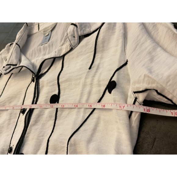 Multiples Black and White Print 3/4 sleeve Hi Lo Button Up Top-Sz S - Picture 5 of 6